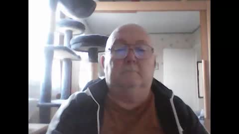 Snapshot of jojo60000529566 chatting on 02-05-25, 03:20 jojo60000529566 online show from 02-05-25, 03:20