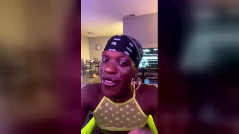 jojodaslut online show from 04-26-26, 01:03