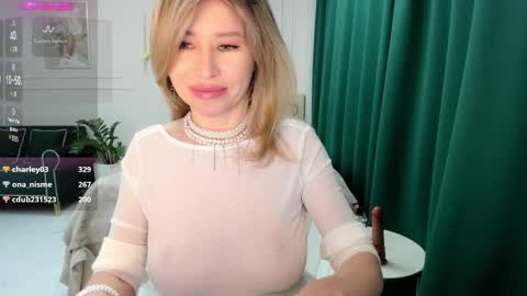 Jolie Ozolla online show from 03-07-25, 11:29