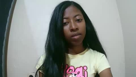 joliekah27 online show from 12-19-25, 12:17