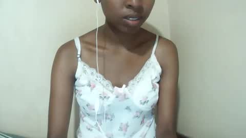 joliekah27 online show from 03-22-26, 08:29