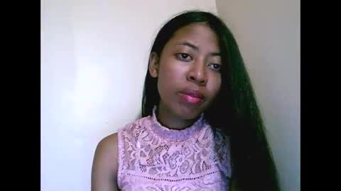 Snapshot of joliekah27 chatting on 06-05-26, 06:57 joliekah27 online show from 06-05-26, 06:57