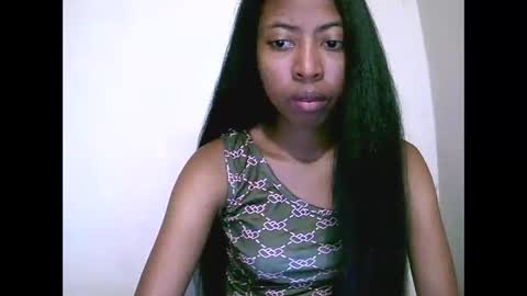 Snapshot of joliekah27 chatting on 06-07-26, 07:12 joliekah27 online show from 06-07-26, 07:12