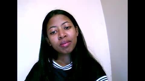 Snapshot of joliekah27 chatting on 06-11-26, 07:17 joliekah27 online show from 06-11-26, 07:17