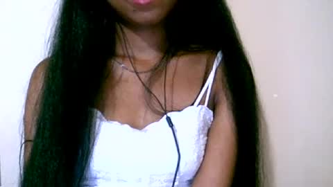 Snapshot of joliekah27 chatting on 07-11-26, 09:16 joliekah27 online show from 07-11-26, 09:16