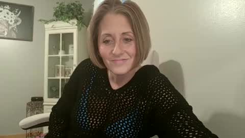 Jolie online show from 11-10-25, 09:58