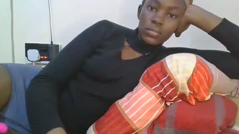 jollynabeb online show from 09-23-25, 07:06