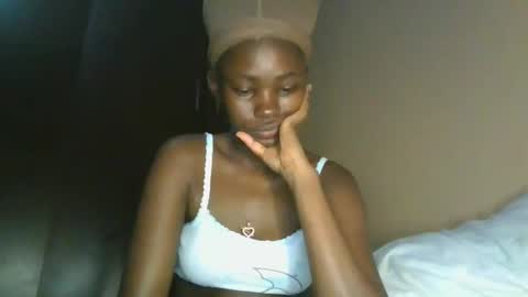 jollynabeb online show from 10-31-25, 08:43