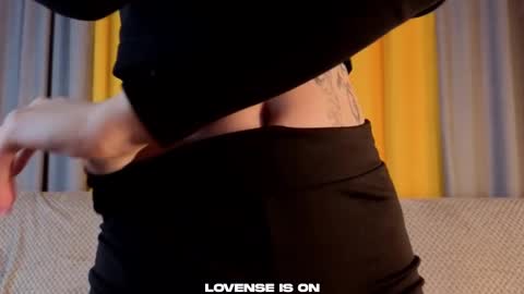 Viola online show from 03-06-26, 02:02