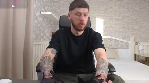 Snapshot of jonahshaw chatting on 04-24-26, 04:26 JonahShaw online show from 04-24-26, 04:26