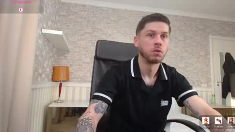 Snapshot of jonahshaw chatting on 04-28-26, 04:17 JonahShaw online show from 04-28-26, 04:17