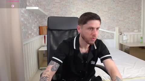 Snapshot of jonahshaw chatting on 05-01-26, 04:50 JonahShaw online show from 05-01-26, 04:50