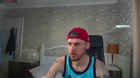 Snapshot of jonahshaw chatting on 05-27-26, 04:53 JonahShaw online show from 05-27-26, 04:53