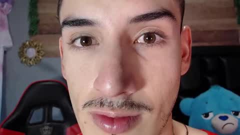 Snapshot of jonathancast08 chatting on 03-07-25, 05:08 jonathancast08 online show from 03-07-25, 05:08