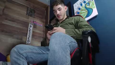 Snapshot of jonathancast08 chatting on 10-01-25, 01:00 jonathancast08 online show from 10-01-25, 01:00