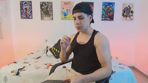 Instagram jonathanfit14 online show from 04-09-26, 09:31