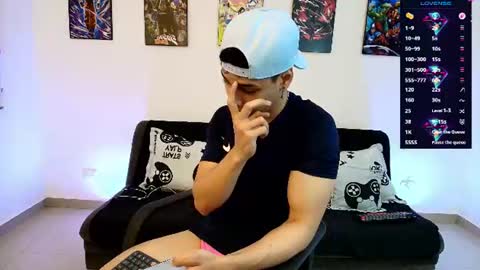 Snapshot of jonathanjoestar_ chatting on 06-11-26, 12:32 Instagram jonathanfit14 online show from 06-11-26, 12:32