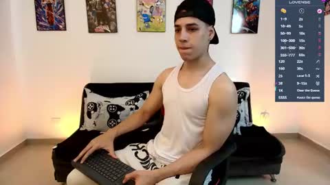 Snapshot of jonathanjoestar_ chatting on 06-24-26, 09:36 Instagram jonathanfit14 online show from 06-24-26, 09:36