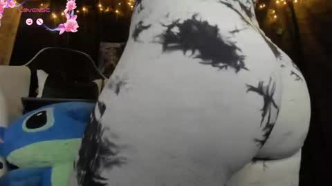 Janna online show from 02-18-25, 04:58