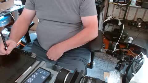 Snapshot of joncpics chatting on 09-14-25, 07:24 joncpics online show from 09-14-25, 07:24