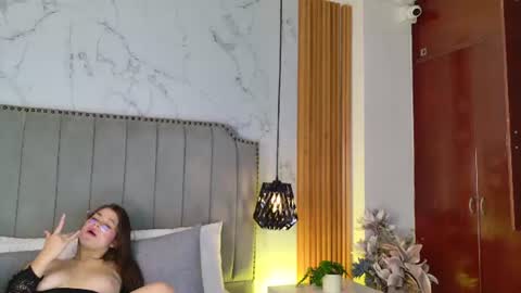 melani gomez online show from 06-20-26, 01:58