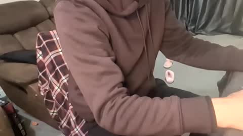 Snapshot of jonlow1 chatting on 01-07-26, 10:45 jonlow1 online show from 01-07-26, 10:45