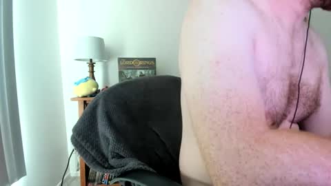 Snapshot of jonnlulz chatting on 12-27-24, 07:14 Jon online show from 12-27-24, 07:14