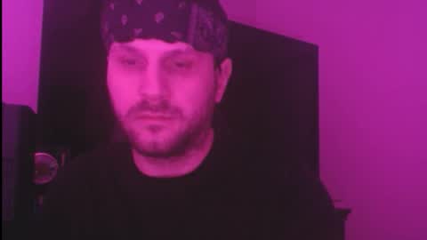 Snapshot of jonnybananas69 chatting on 05-04-26, 01:34 Jonny Bans online show from 05-04-26, 01:34