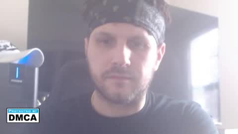 Snapshot of jonnybananas69 chatting on 06-05-26, 02:34 Jonny Bans online show from 06-05-26, 02:34