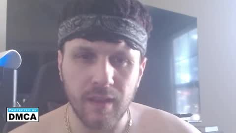 Snapshot of jonnybananas69 chatting on 06-06-26, 03:39 Jonny Bans online show from 06-06-26, 03:39
