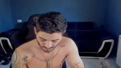 jonnyporn1 online show from 03-06-26, 09:28