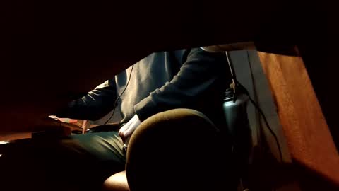 Snapshot of jontn_swift chatting on 03-05-25, 05:50 Jonathon Swift online show from 03-05-25, 05:50