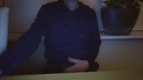 Snapshot of jop55 chatting on 12-26-24, 07:05 Jop55 online show from 12-26-24, 07:05