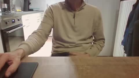 Snapshot of jop55 chatting on 10-26-25, 07:09 Jop55 online show from 10-26-25, 07:09