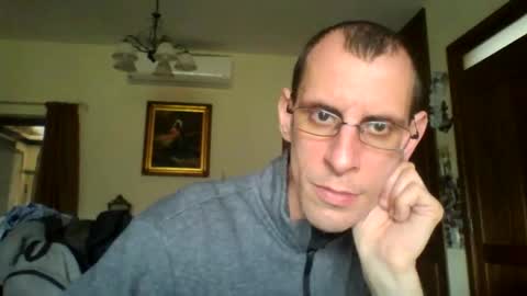 Snapshot of jos39a chatting on 01-19-25, 02:49 jos39a online show from 01-19-25, 02:49