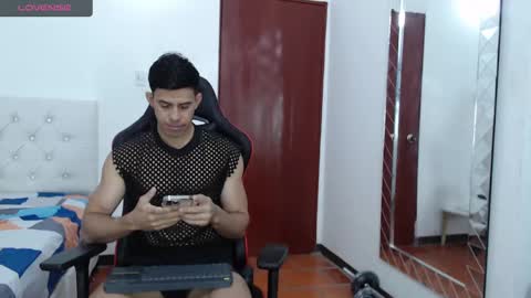 jose_rumbero91 online show from 02-24-25, 12:05