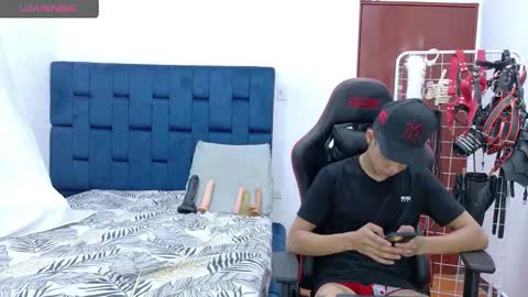 jose_rumbero91 online show from 10-04-25, 12:03