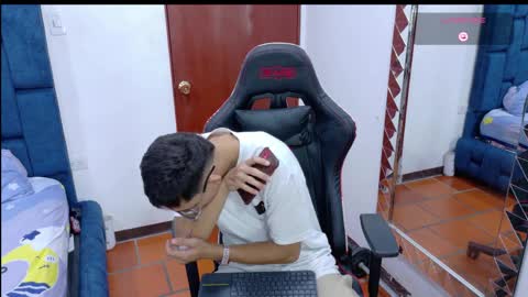 jose_rumbero91 online show from 04-08-26, 06:57