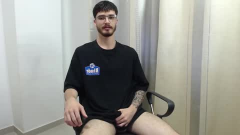 Snapshot of joseh0se chatting on 02-03-26, 06:40 alejandro online show from 02-03-26, 06:40