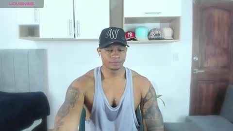 Snapshot of josep_ston2 chatting on 09-18-25, 05:37 ---Josep--- online show from 09-18-25, 05:37