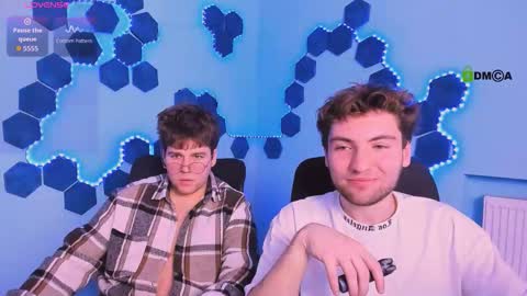 joseph_bear_ online show from 01-10-26, 08:43