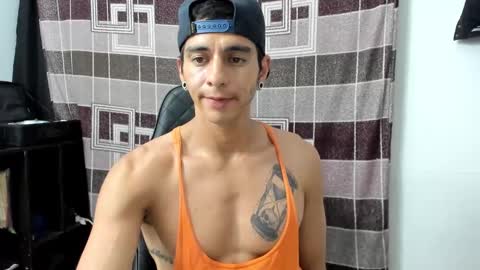 Snapshot of joseph_fit chatting on 01-31-25, 02:04 joseph online show from 01-31-25, 02:04