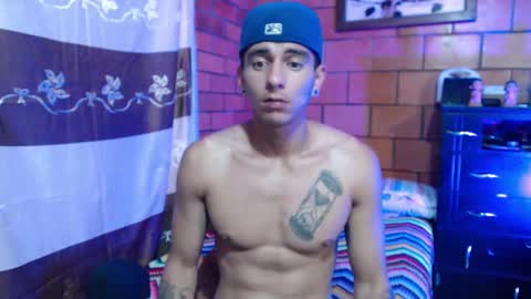 Snapshot of joseph_fit chatting on 02-26-25, 04:25 joseph online show from 02-26-25, 04:25
