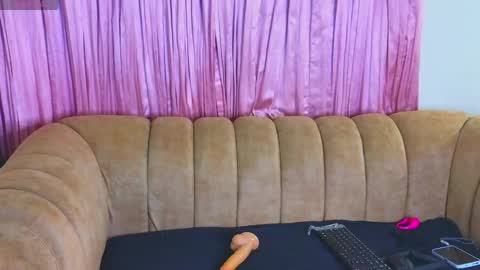 JOSETH ARIAZ online show from 05-12-26, 10:45