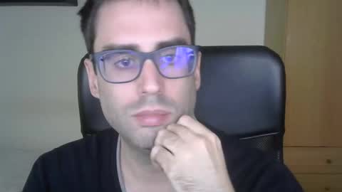 Jose online show from 10-18-25, 03:35