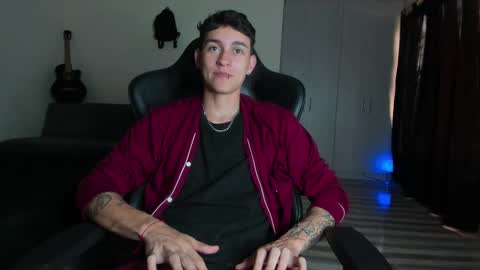 Snapshot of joshmiller_ chatting on 11-20-25, 02:06 Josh online show from 11-20-25, 02:06