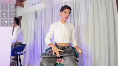 Snapshot of joshua_sanz chatting on 10-17-25, 03:53 Joshua Sanz online show from 10-17-25, 03:53