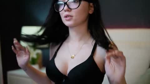  Josie  online show from 12-21-25, 06:48