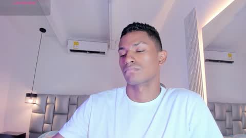 Snapshot of jossjordan chatting on 11-15-25, 07:10 JOSS JORDAN online show from 11-15-25, 07:10