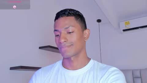 Snapshot of jossjordan chatting on 11-19-25, 07:03 JOSS JORDAN online show from 11-19-25, 07:03